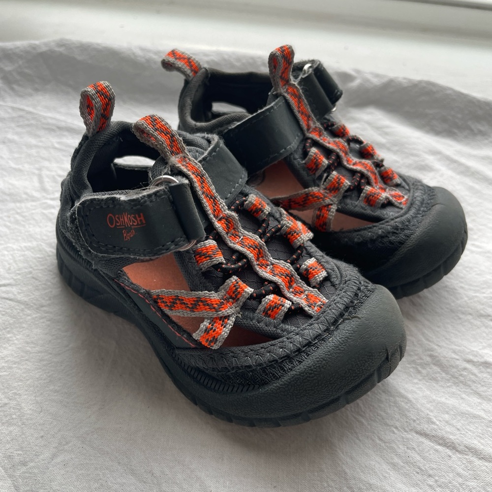 OshKosh B'gosh Toddler Sandal Shoes, Size 4